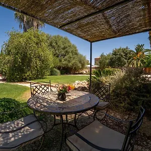 Cugulutx Villa